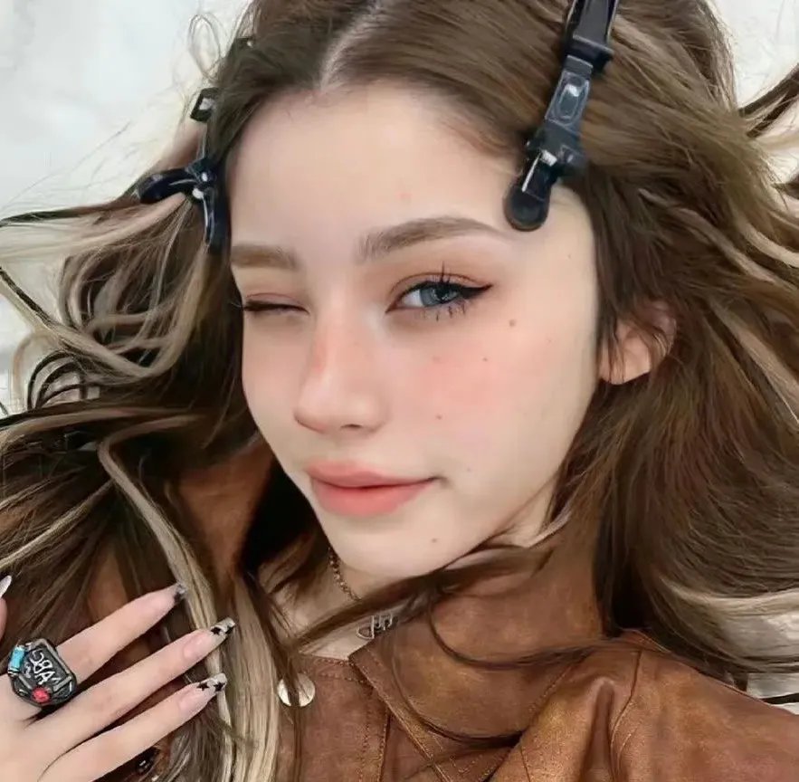 山有木兮木有心